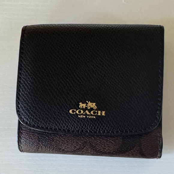Used Coach Black and Brown Canvas Compact Wallet used - Picture 1 of 8
